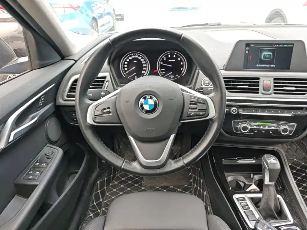 BMW 1 Series — миниатюра 11