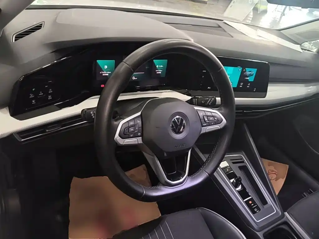 Volkswagen Golf — миниатюра 11