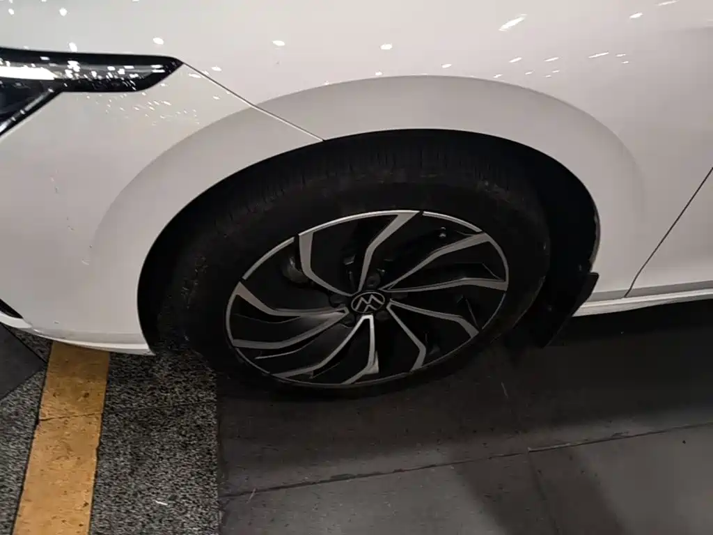 Volkswagen Golf — миниатюра 23