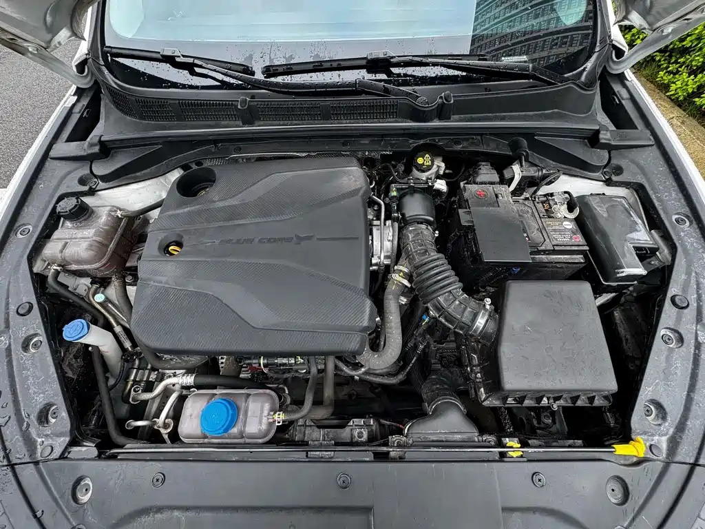 Changan Eado — миниатюра 20