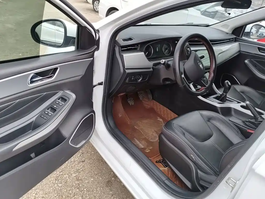 Chery Arrizo 5 — миниатюра 16