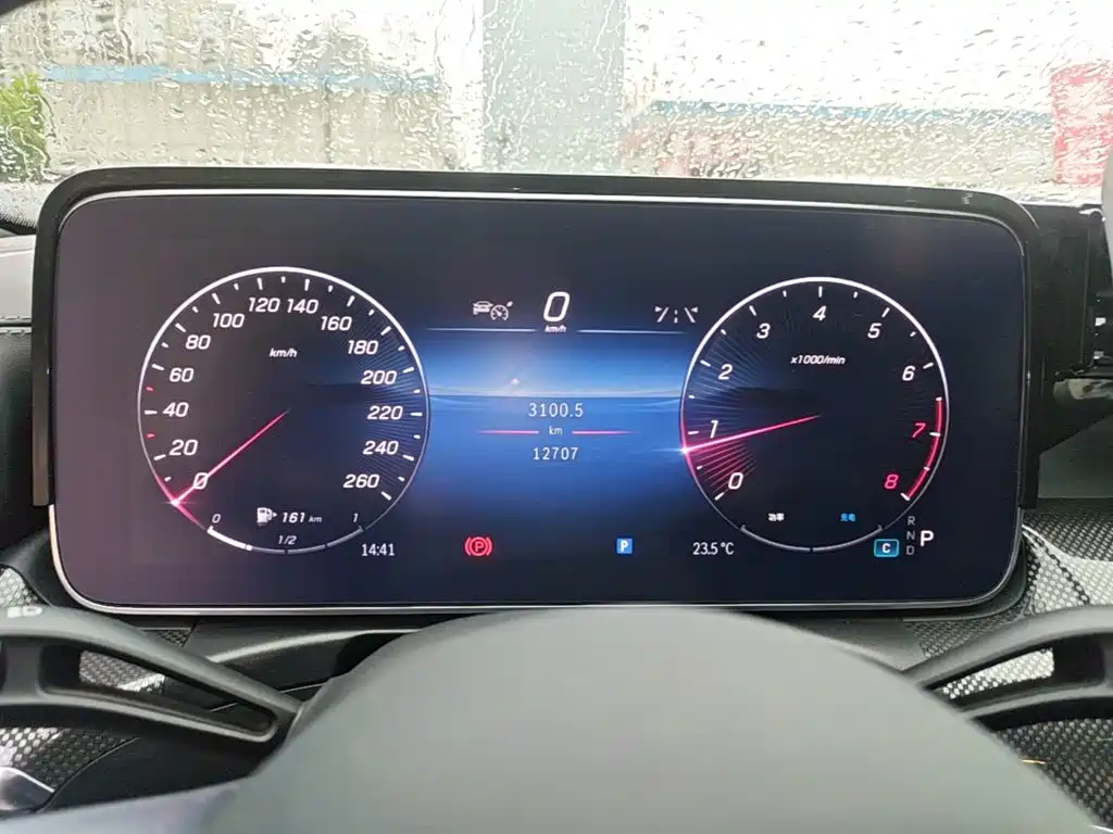 Mercedes-Benz C-Class — миниатюра 12