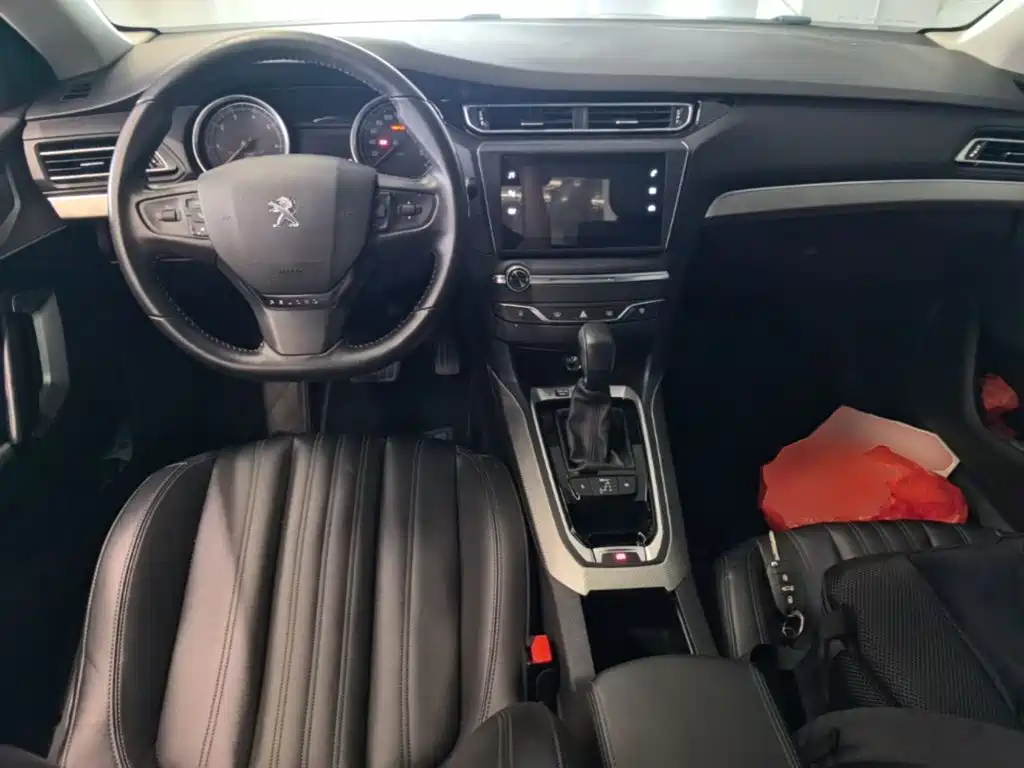 Peugeot 408 — миниатюра 14
