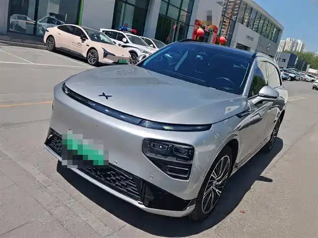 2023 Xpeng G9