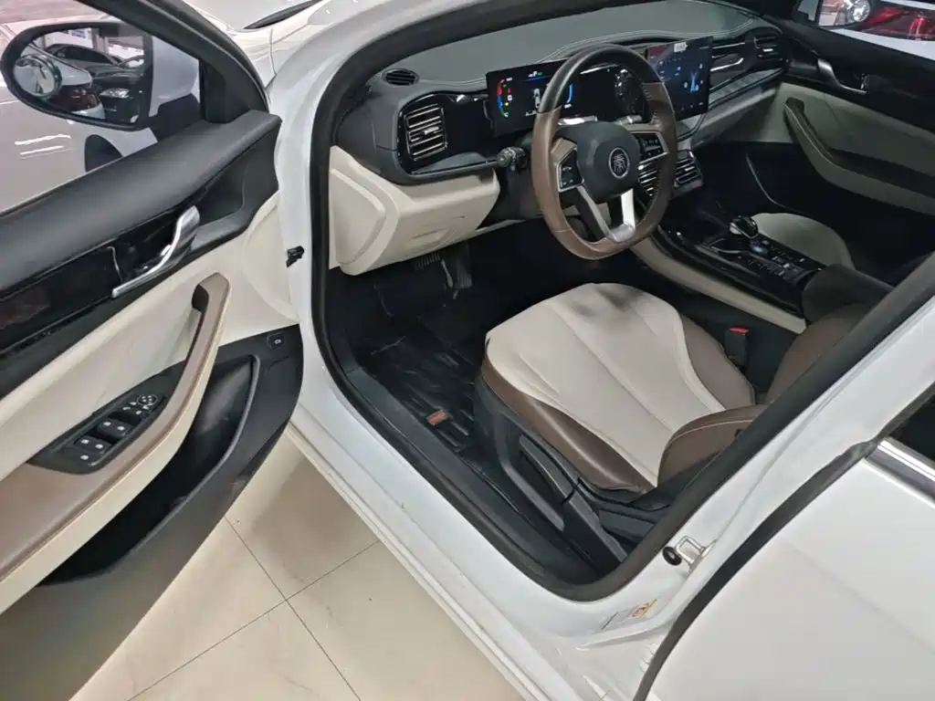 BYD Qin PLUS — миниатюра 16