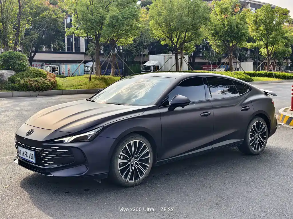 MG MG7