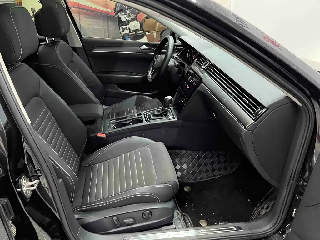 Volkswagen Magotan — миниатюра 12