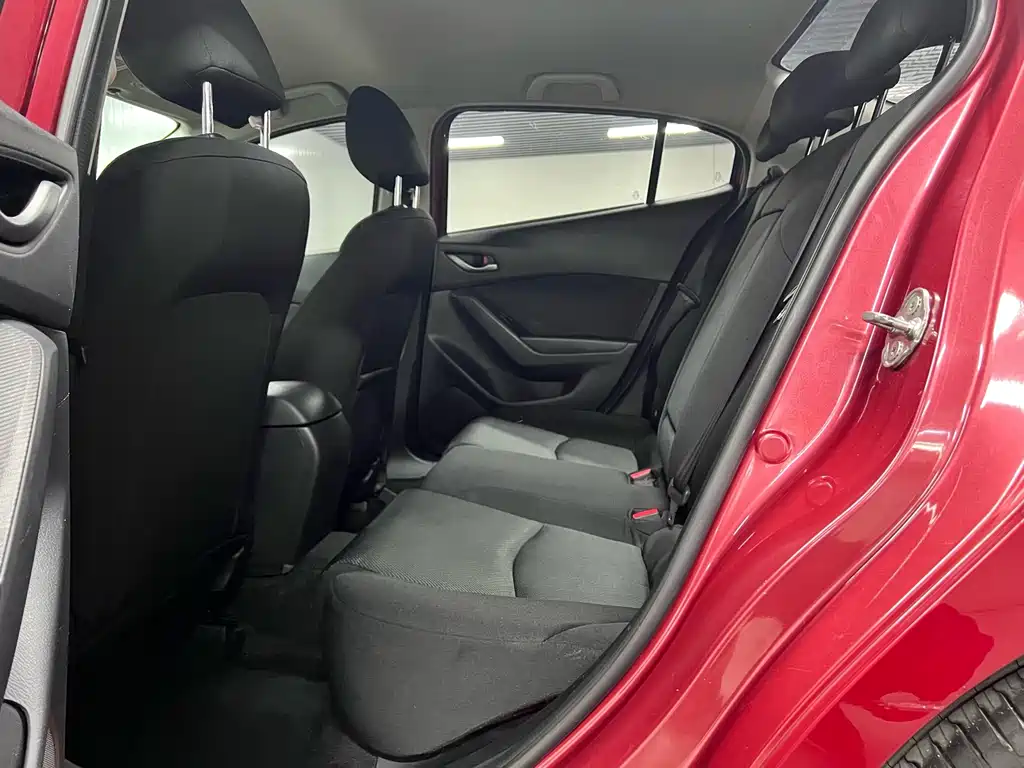 Mazda 3 Axela — миниатюра 6