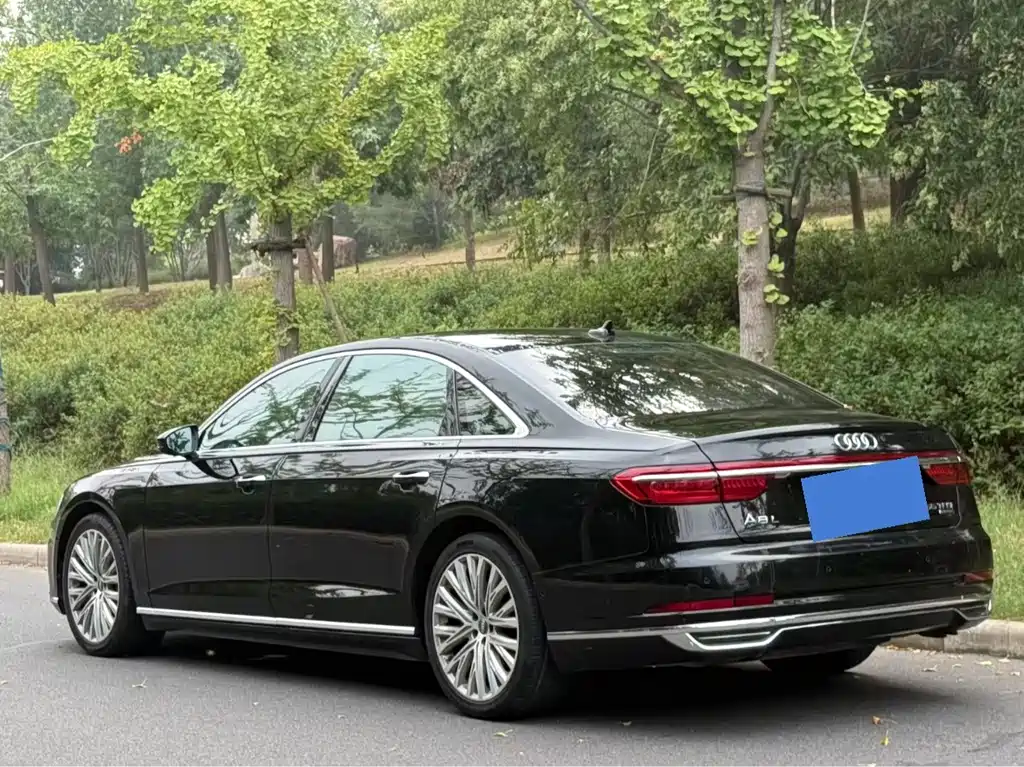 Audi A8 — миниатюра 9
