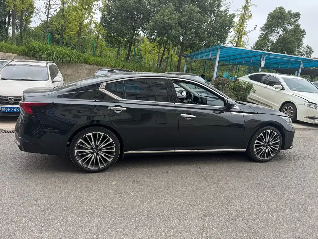 Nissan Teana — миниатюра 8