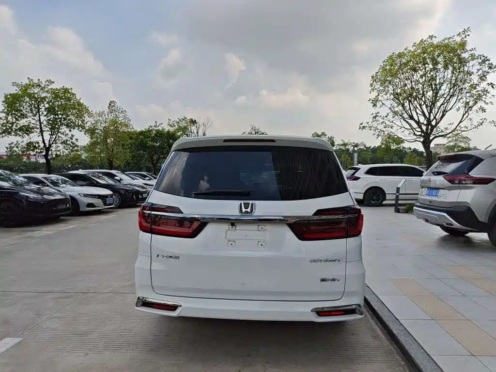 Honda Odyssey — миниатюра 4