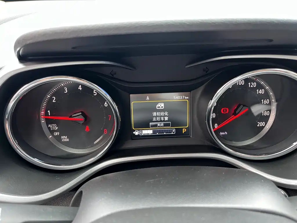 Chevrolet Trax — миниатюра 6