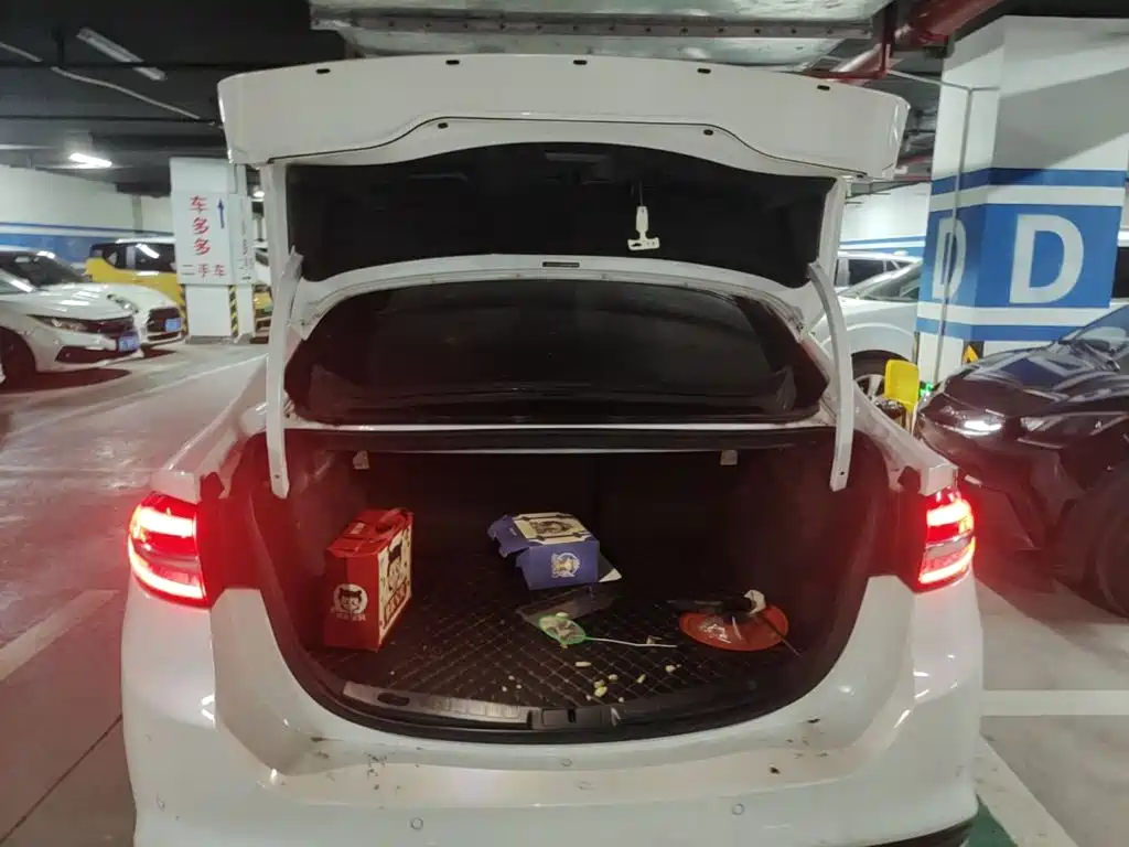Ford Mondeo — миниатюра 21