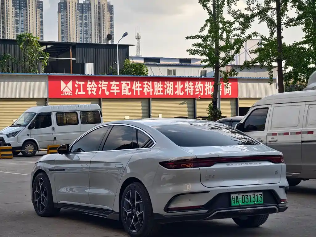 BYD Han — миниатюра 25