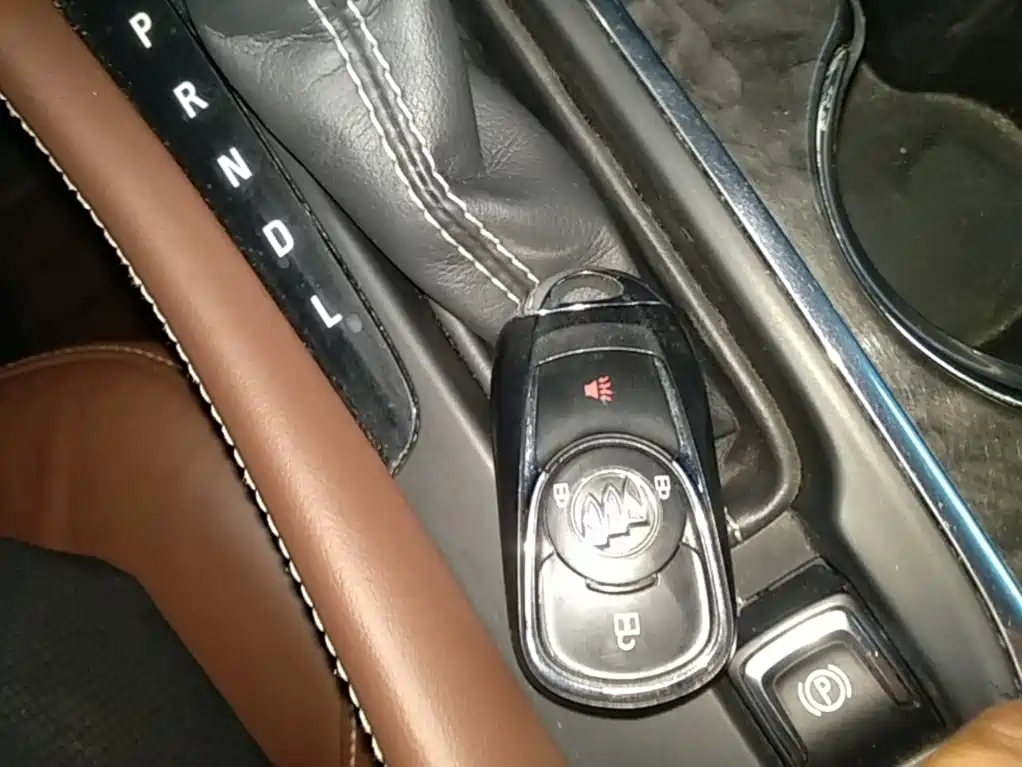 Buick Envision Plus — миниатюра 9