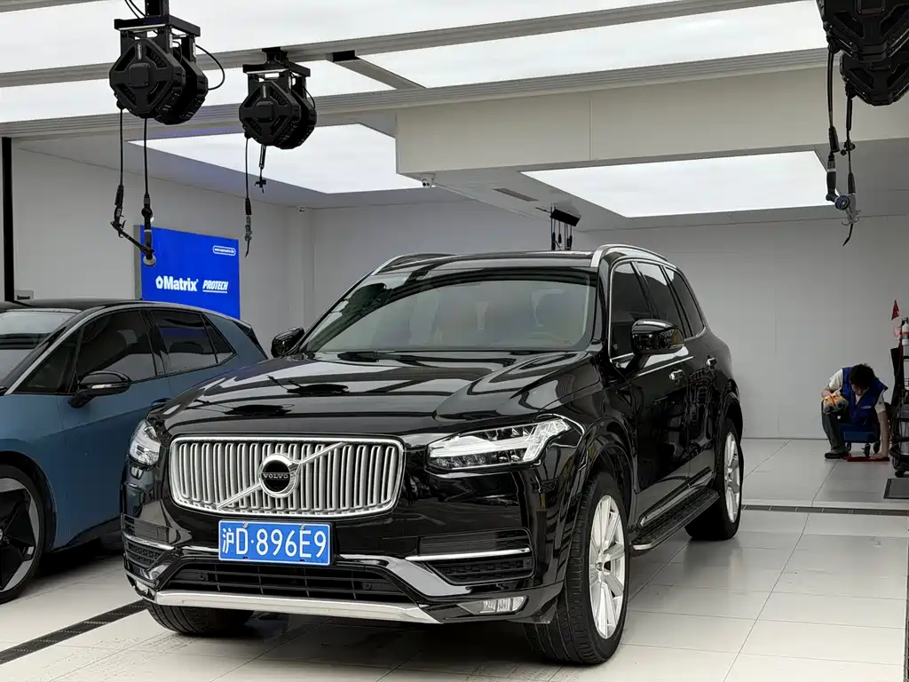 Купить Volvo XC90