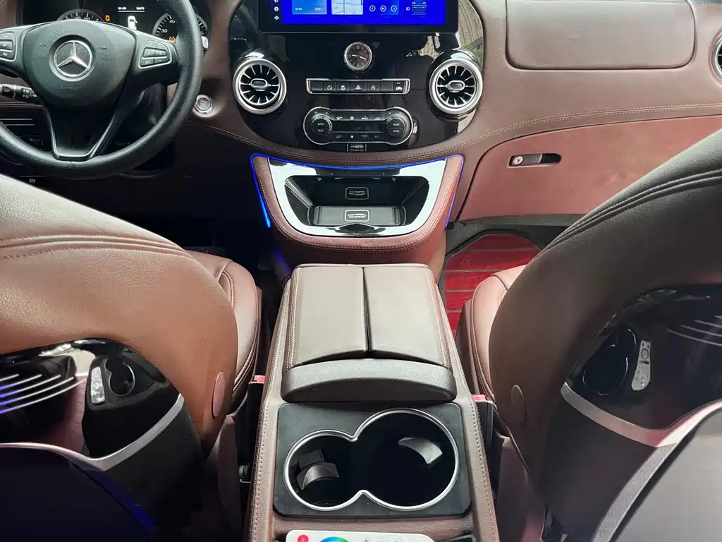 Mercedes-Benz Vito — миниатюра 11