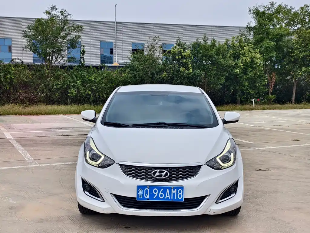Hyundai Elantra Langdong — миниатюра 2
