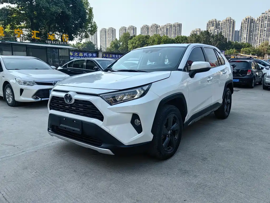 Toyota RAV4 2022