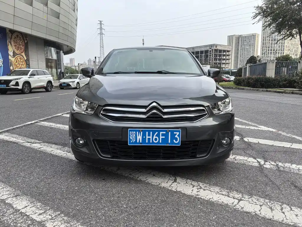 Citroen Elysee — миниатюра 2