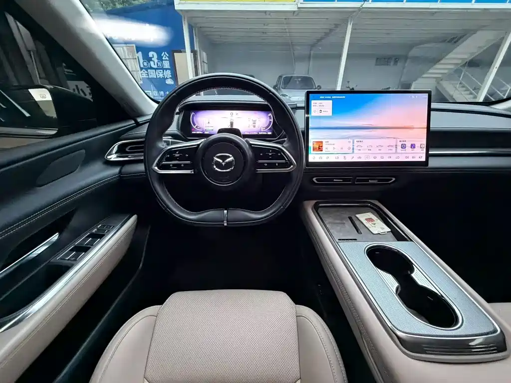 Mazda EZ-6 — миниатюра 7