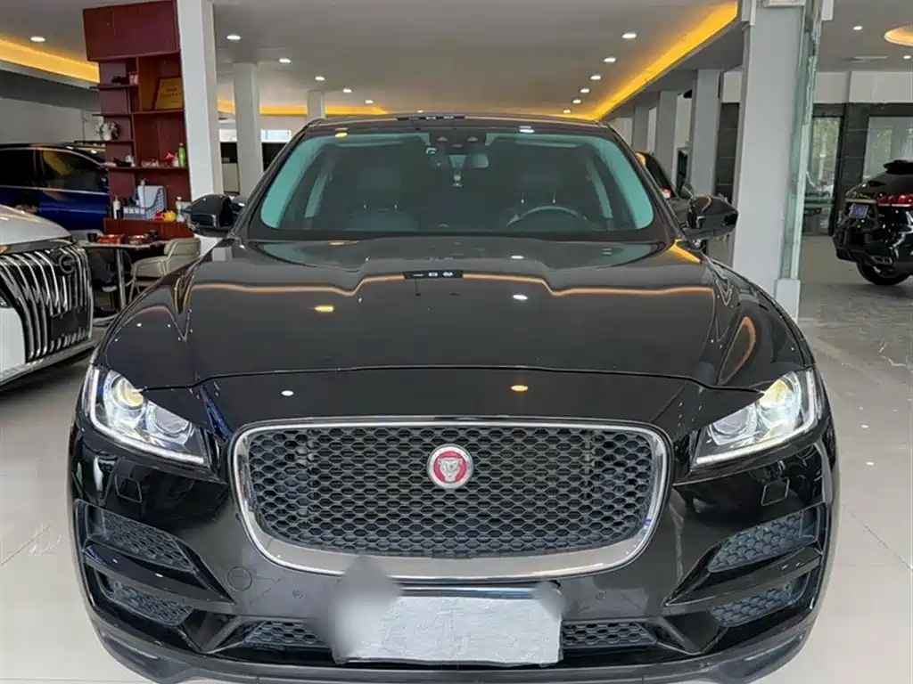 JAGUAR  F PACE