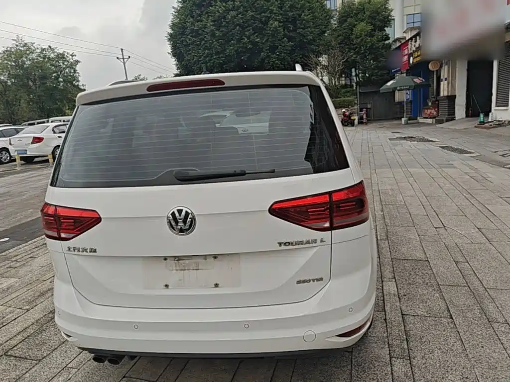 Volkswagen Touran — миниатюра 6