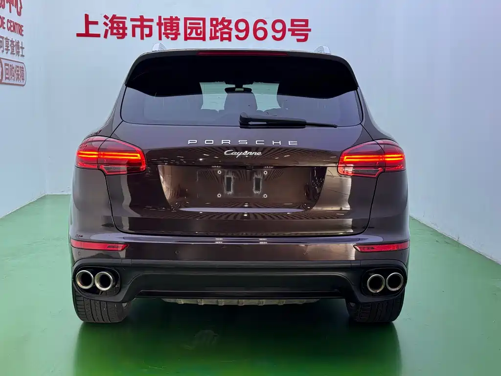 Porsche Cayenne — миниатюра 28