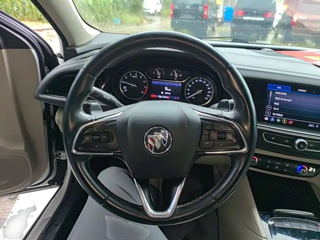 Buick Regal — миниатюра 11