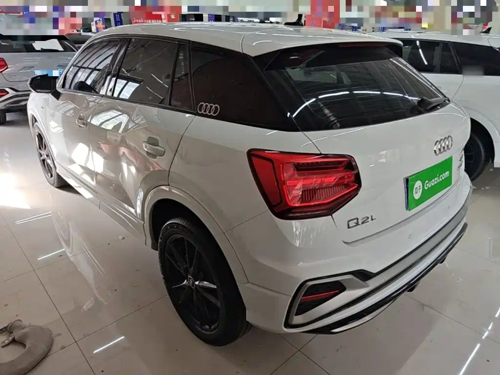Audi Q2L — миниатюра 5