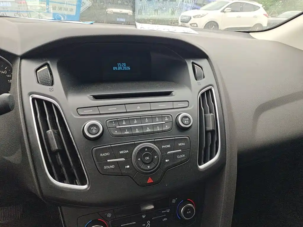 Ford Focus — миниатюра 13