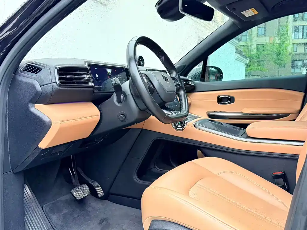 NIO ES6 — миниатюра 2
