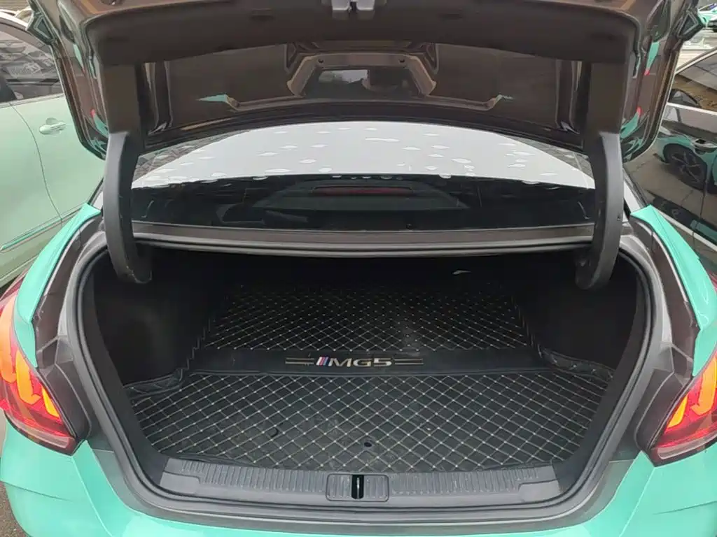 MG MG5 — миниатюра 19