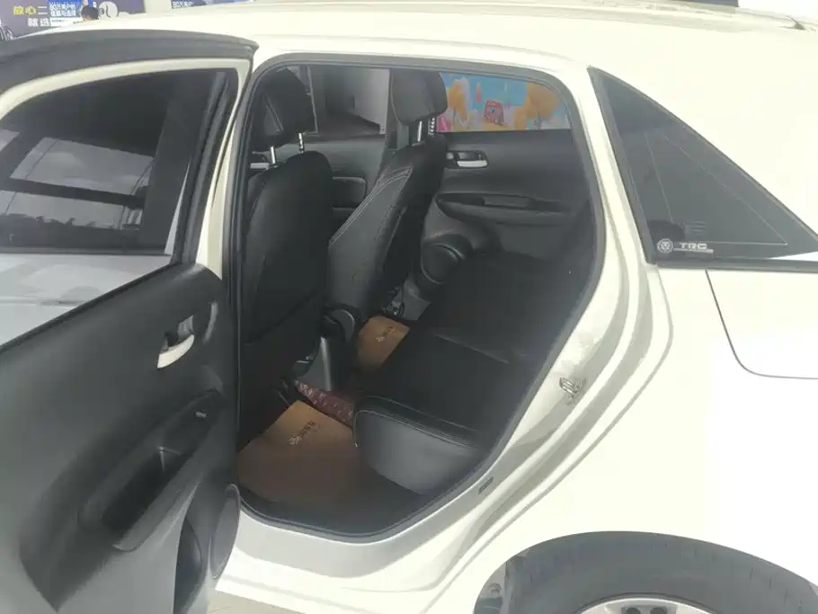 Honda Fit — миниатюра 11