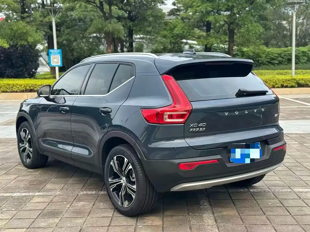 Volvo XC40 — миниатюра 9