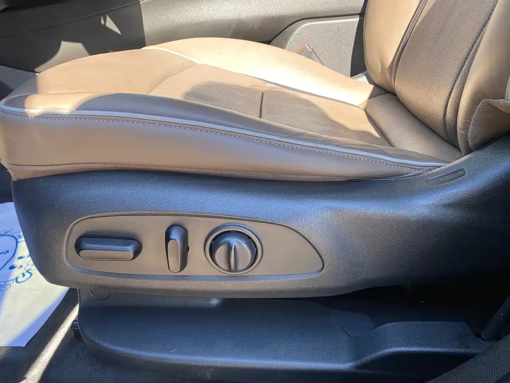 Buick Enclave — миниатюра 15