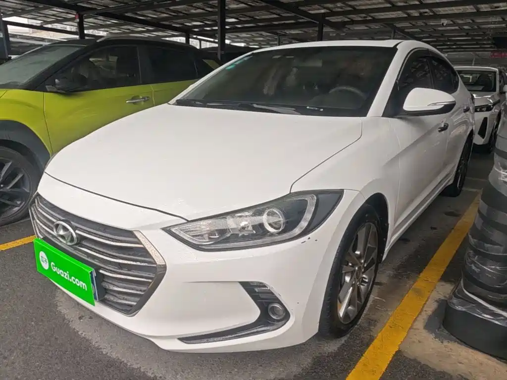 Hyundai Elantra — миниатюра 2