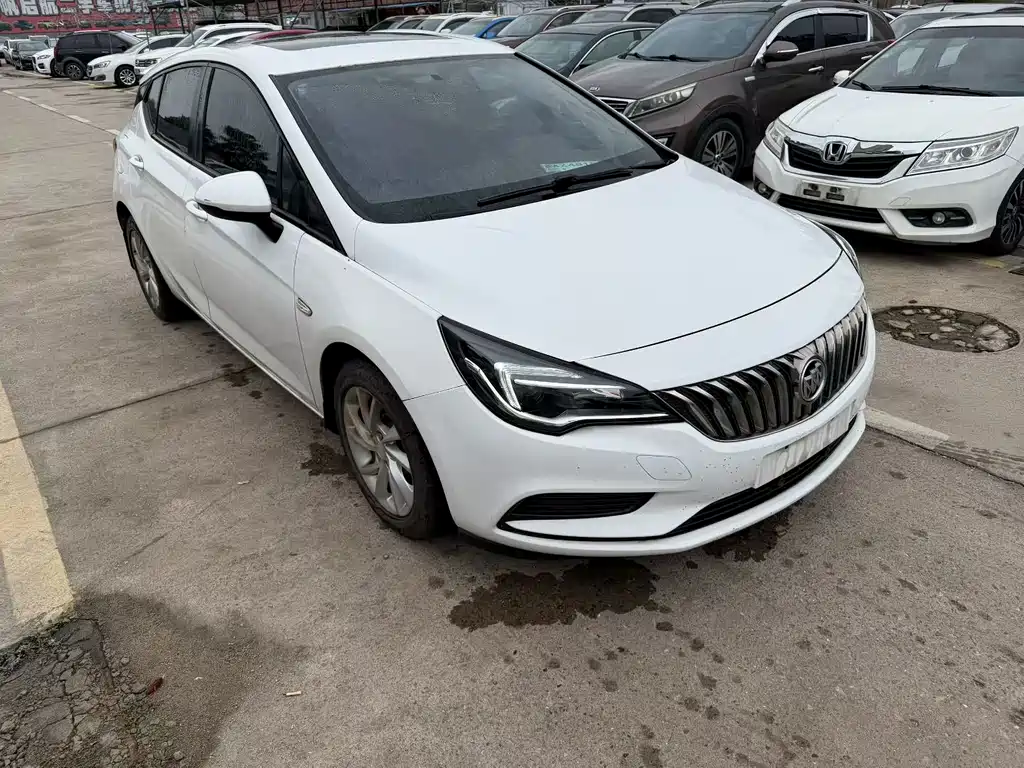 Buick Verano — миниатюра 3