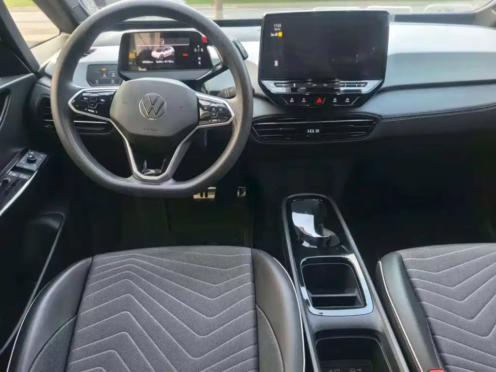 Volkswagen ID.3 — миниатюра 5