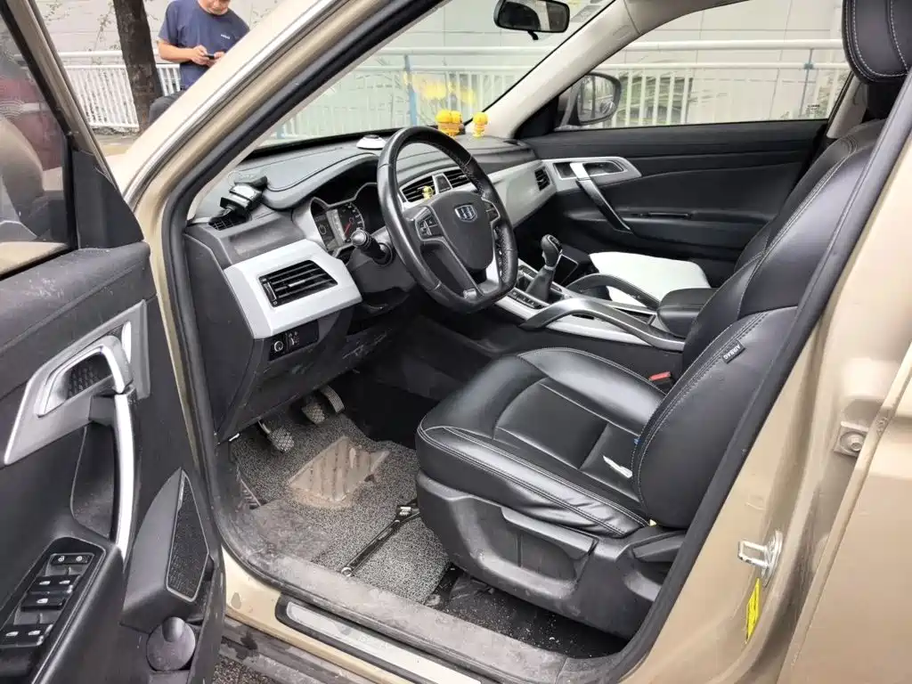 Geely Boyue — миниатюра 12
