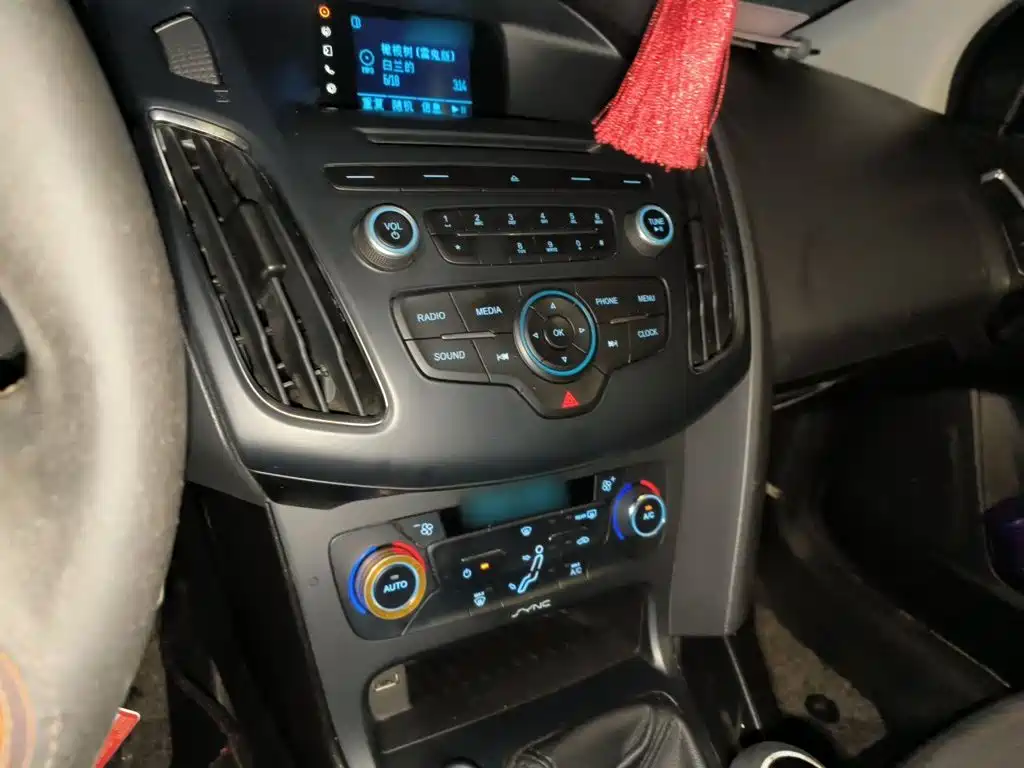Ford Focus — миниатюра 6