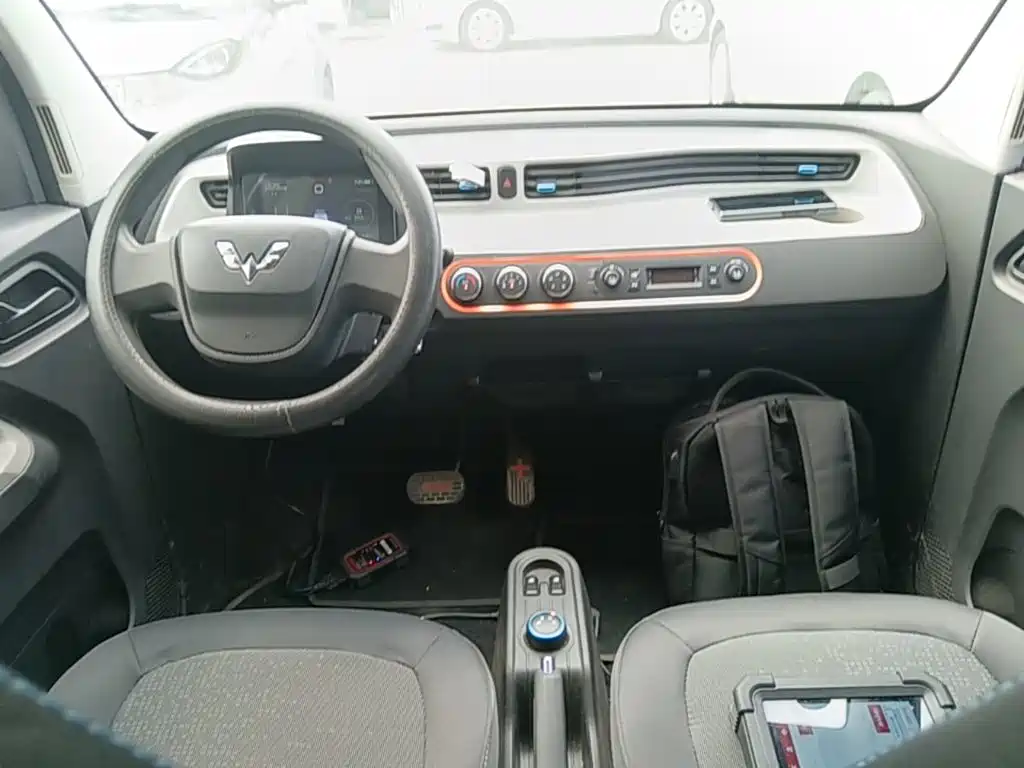 Wuling MINIEV — миниатюра 10