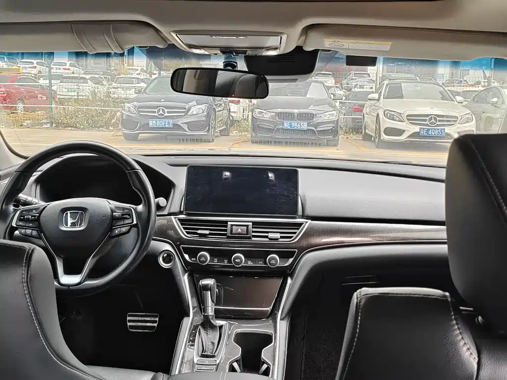 Honda Accord 2022 260TURBO Luxury