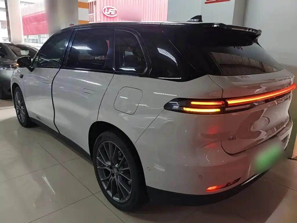 Leapmotor Leapmotor C10 — миниатюра 5