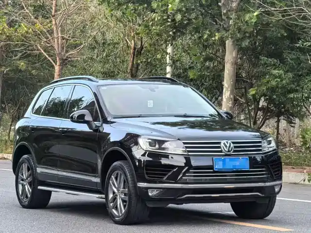 VOLKSWAGEN TOUAREG 2017