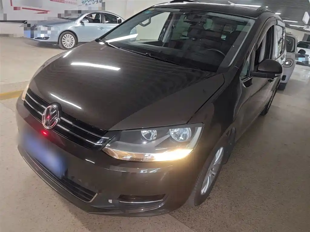 Купить Volkswagen Sharan