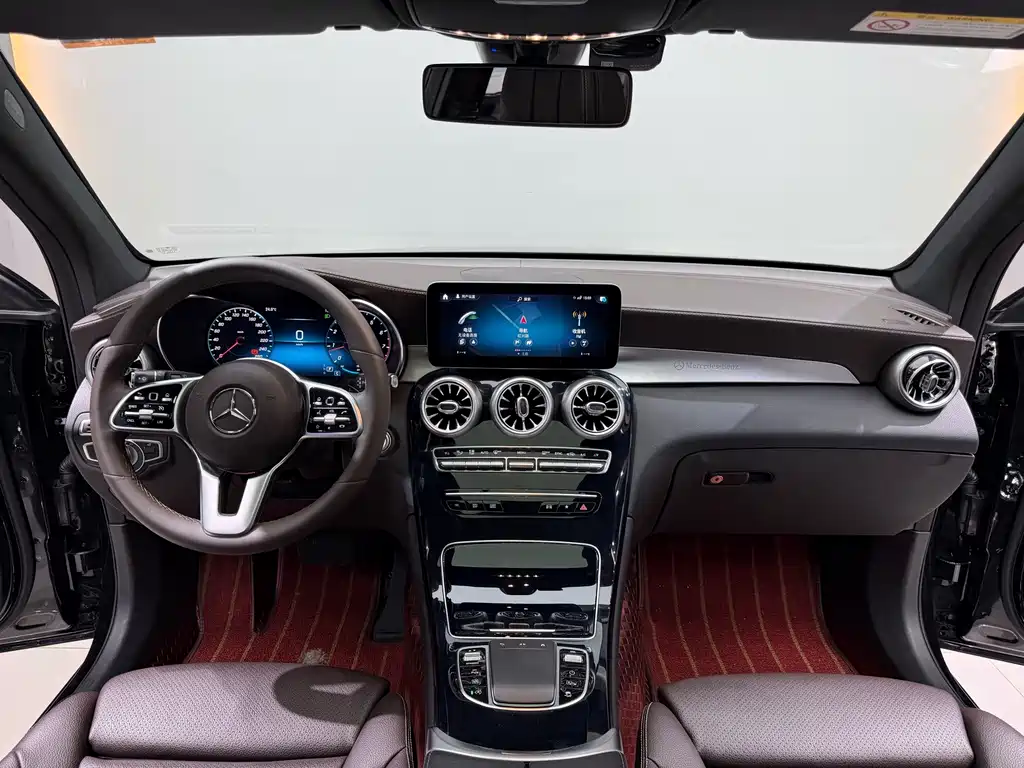 Mercedes-Benz GLC — миниатюра 8
