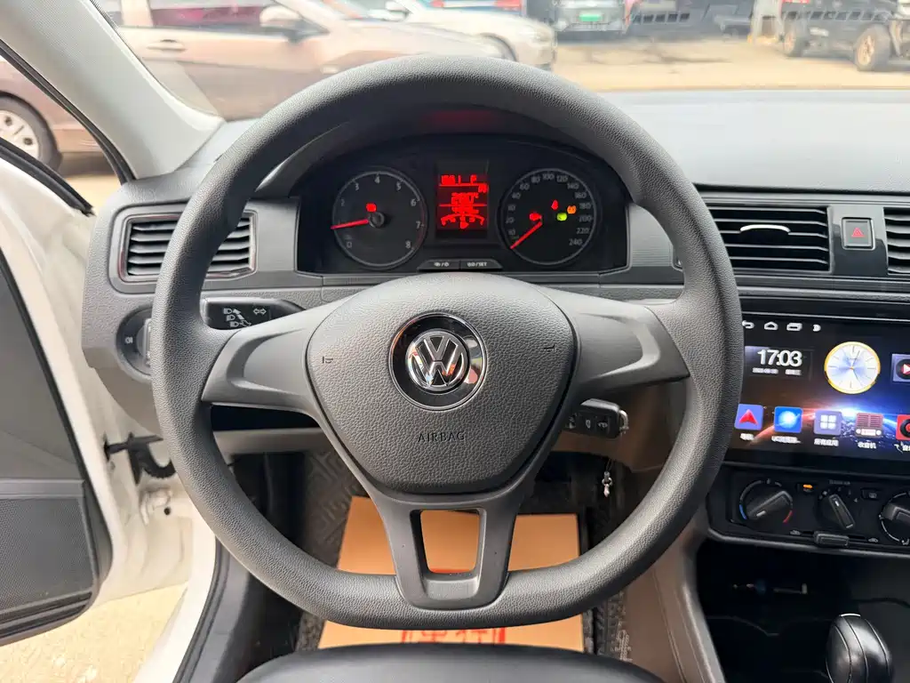 Volkswagen Santana — миниатюра 10