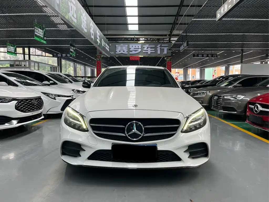 Mercedes-Benz C-Class — миниатюра 2