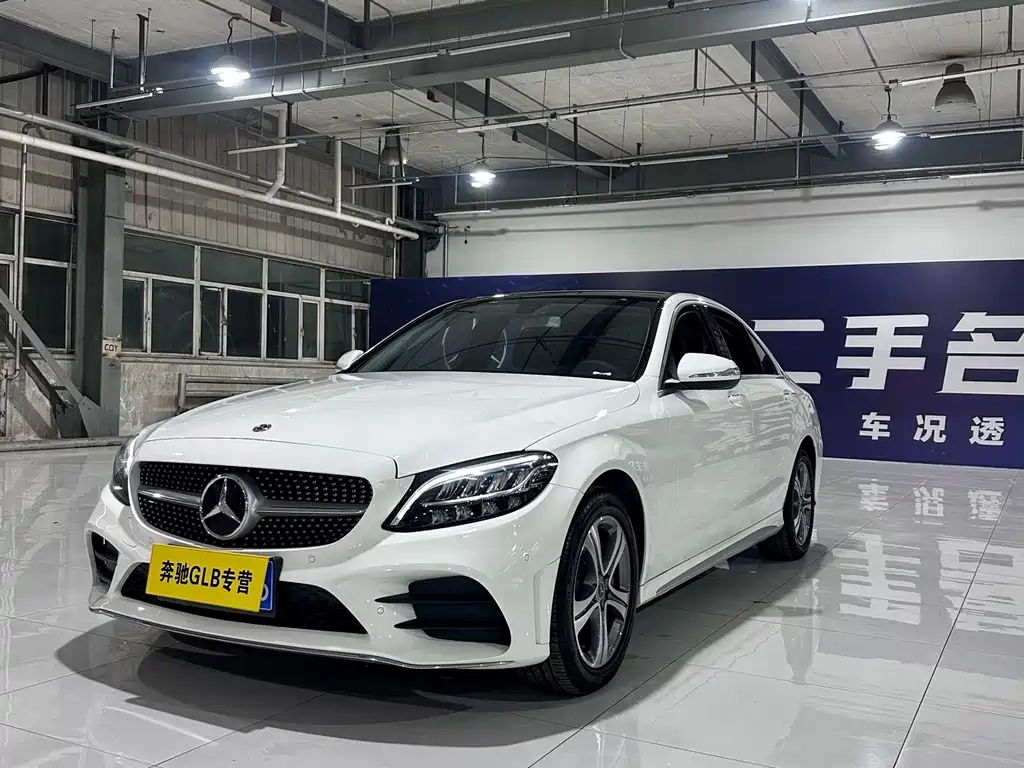 Mercedes-Benz C-Class — миниатюра 2